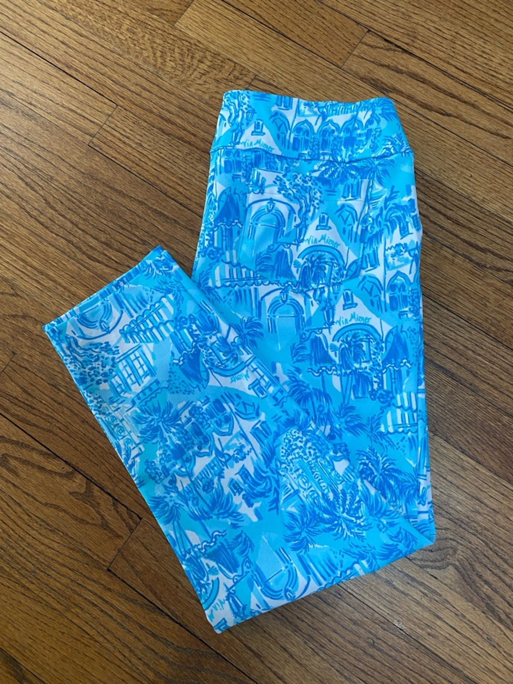 LILLY PULITZER Luxletic ‘Amalfi Blue’ Crop Corso Pant, Sz 6
